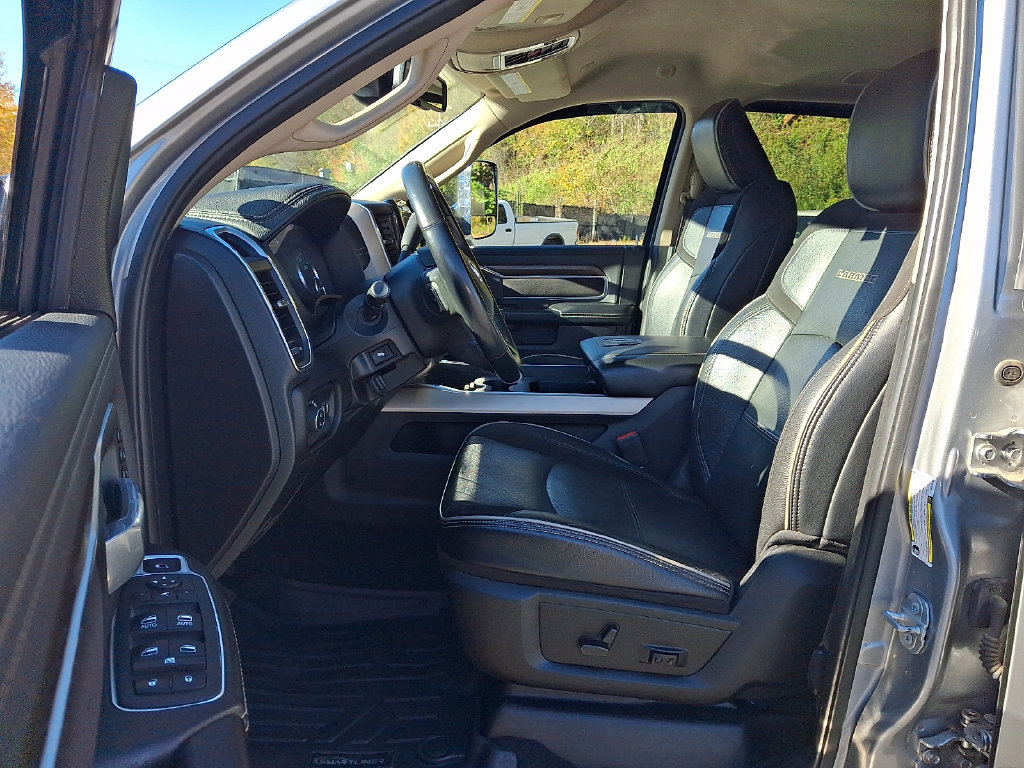 Used 2022 RAM 2500 Laramie AWD/4WD image 13