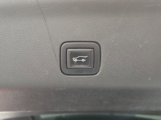 Used 2022 GMC Yukon XL Denali image 26