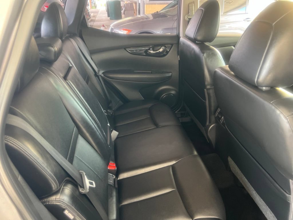 Certified 2022 Nissan Rogue Sport SL AWD/4WD image 13