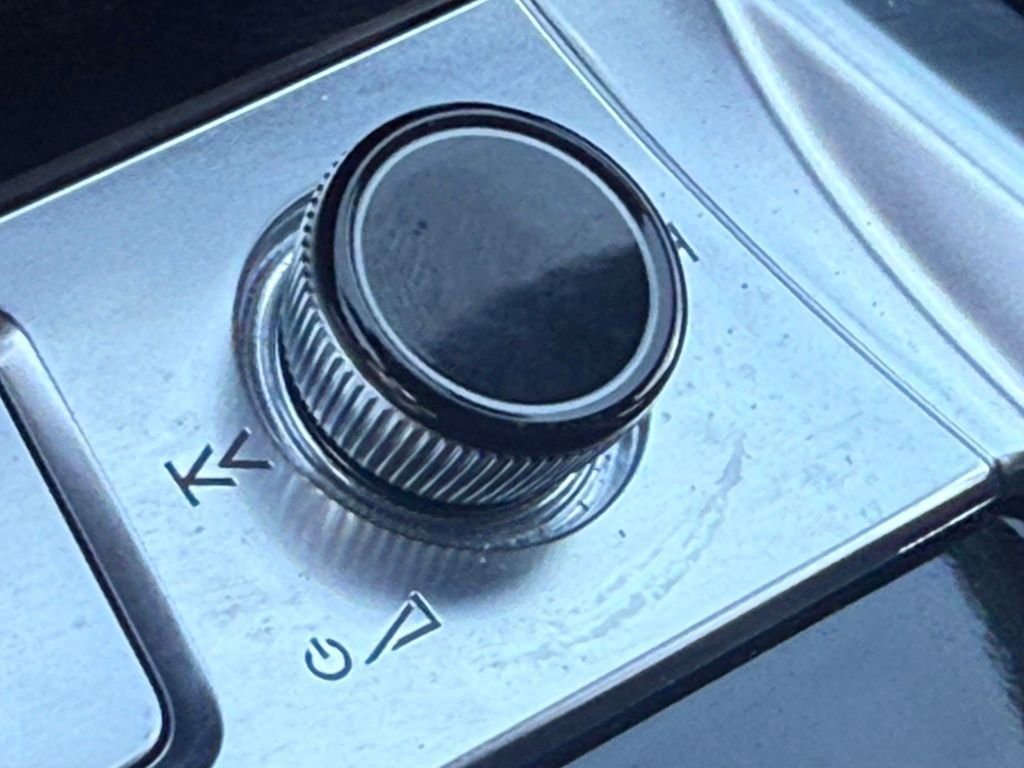 Used 2024 Audi Q8 e-tron Premium Plus w/ Premium Plus Package image 36