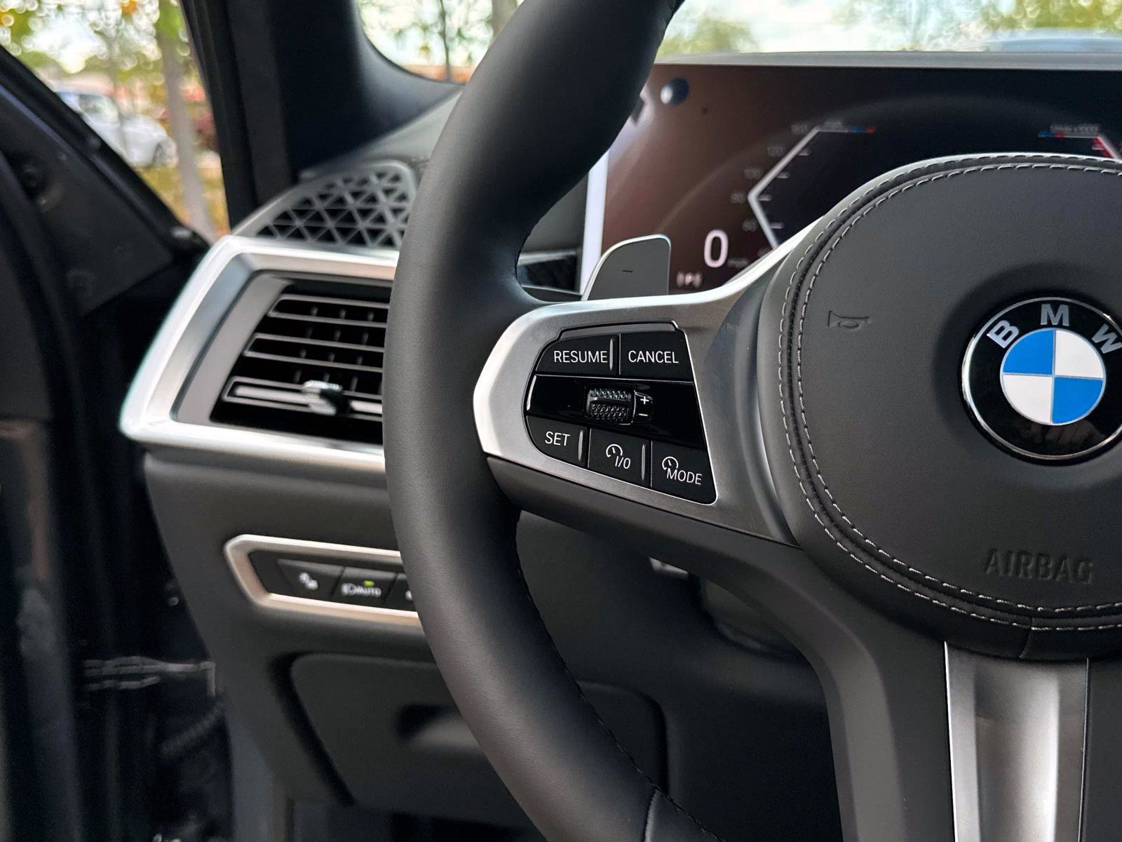 New 2026 BMW X7 xDrive40i w/ M Sport Package image 26