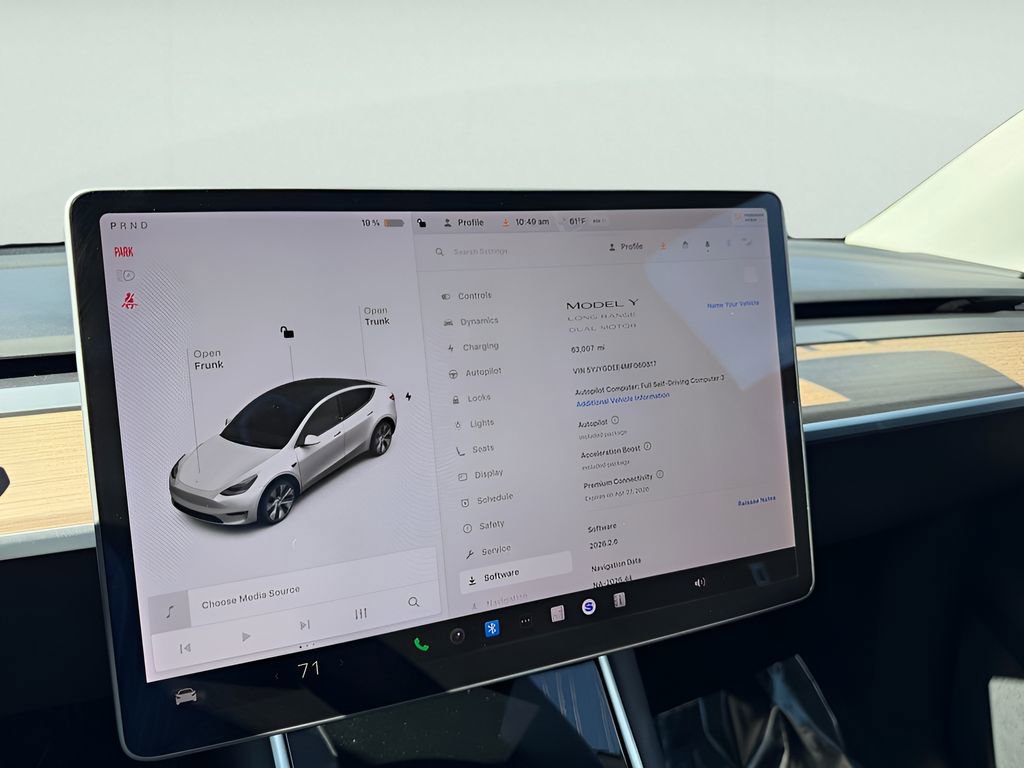 Used 2021 Tesla Model Y Long Range image 19