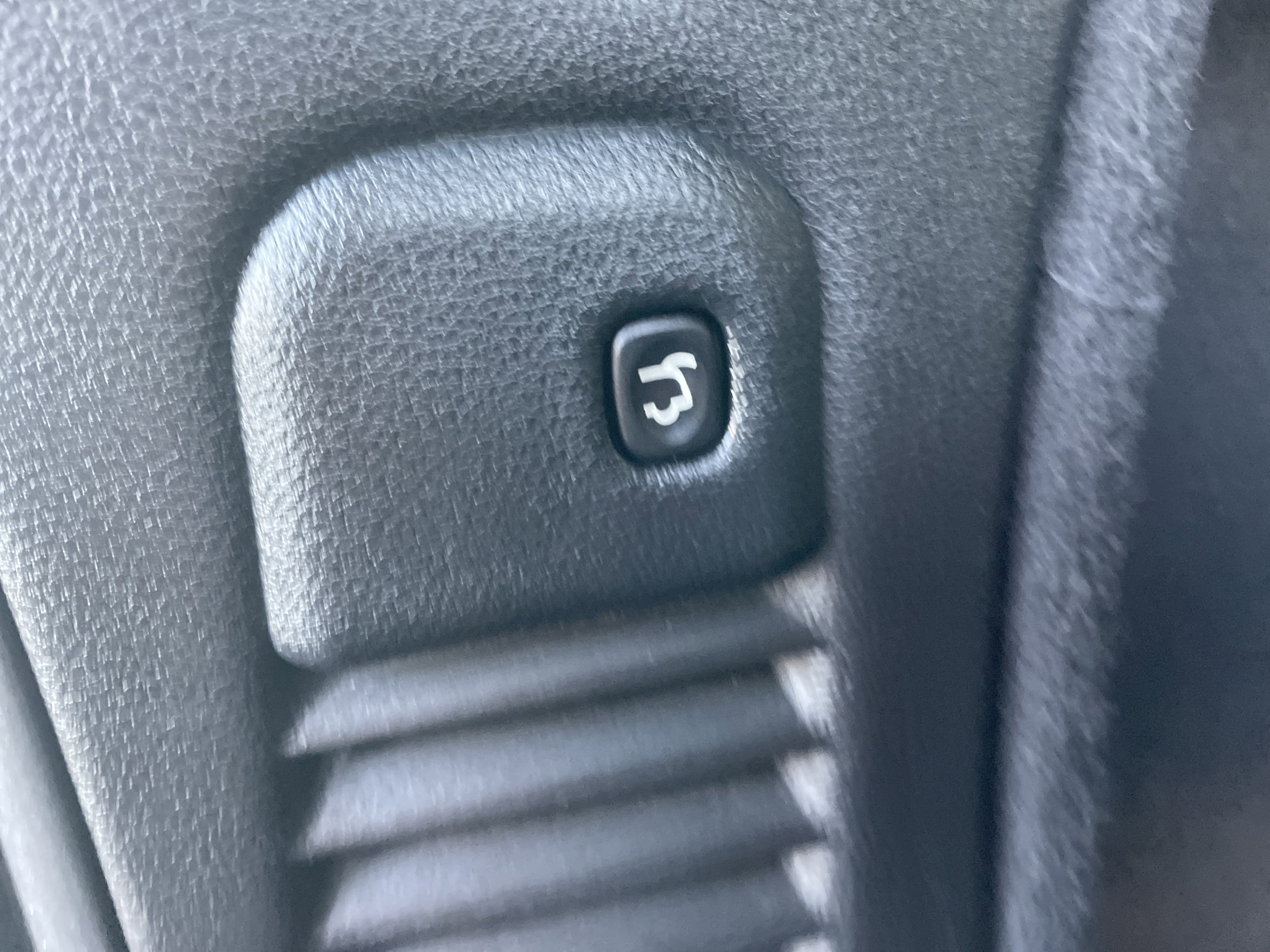 Certified 2020 Dodge Durango GT image 22