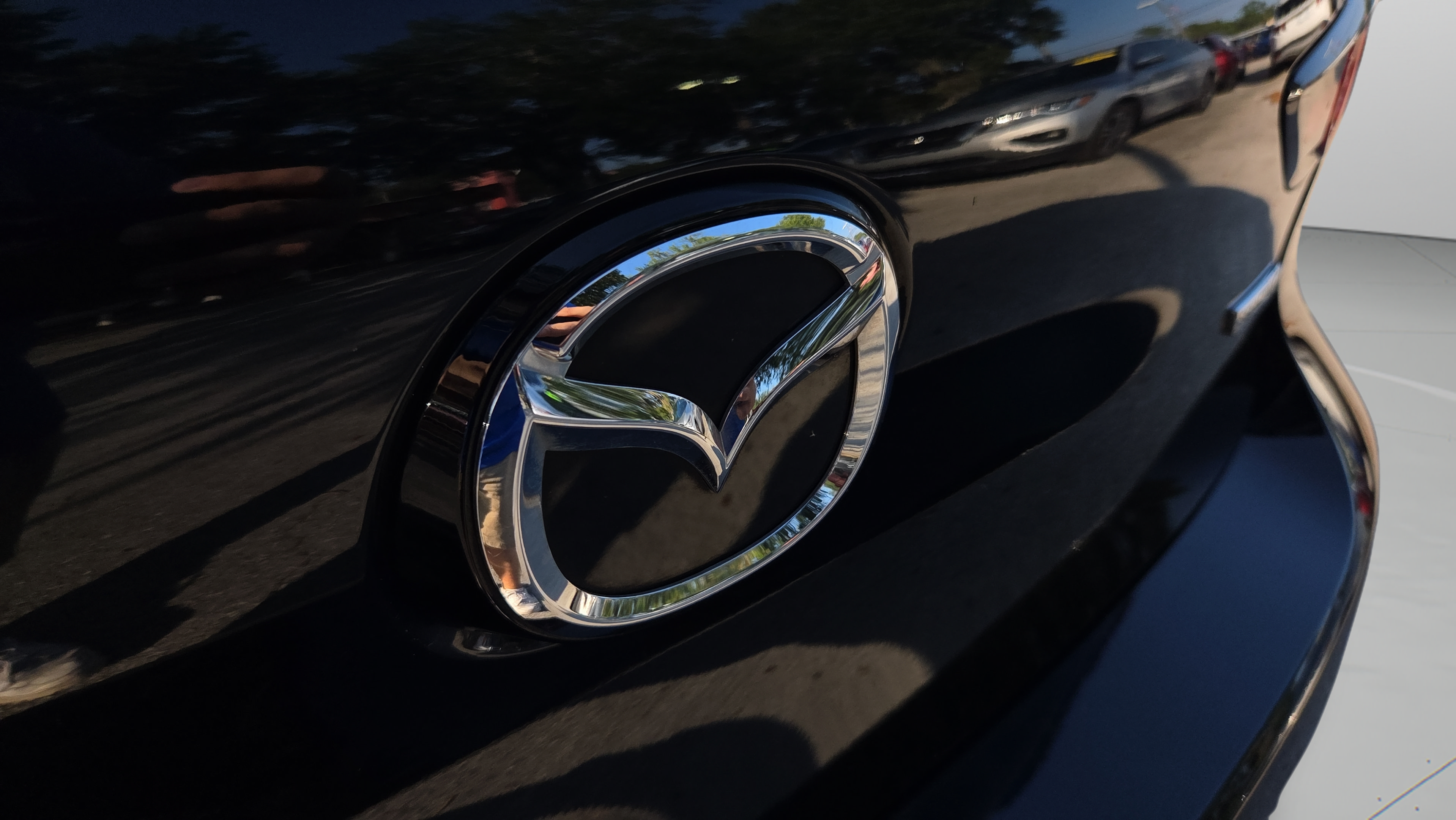 Used 2024 MAZDA MAZDA3 s FWD image 30
