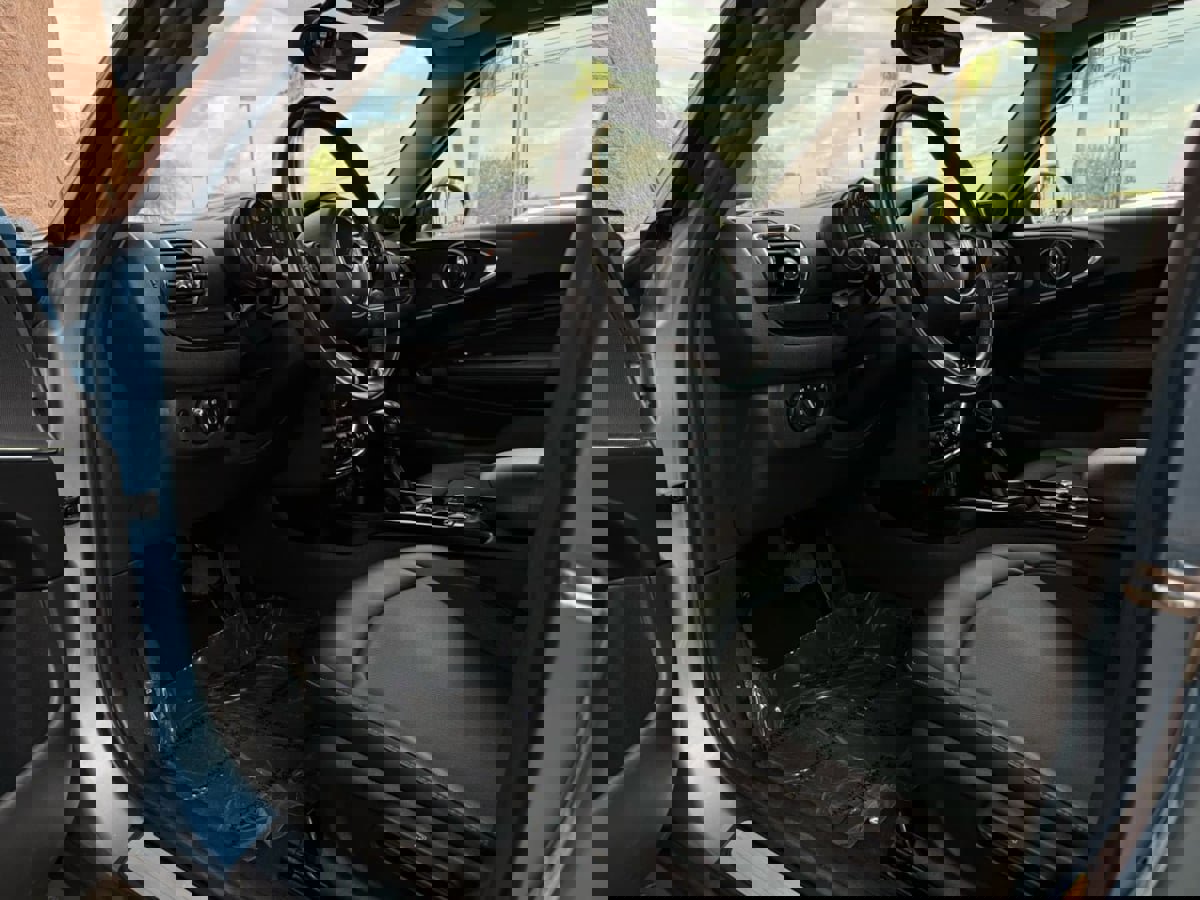 Used 2016 MINI Cooper Clubman image 42