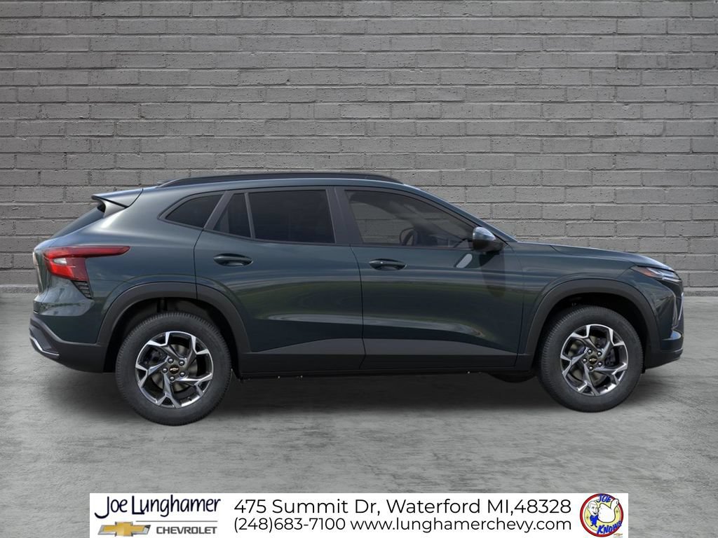 New 2026 Chevrolet Trax LT w/ Driver Confidence Package FWD image 5