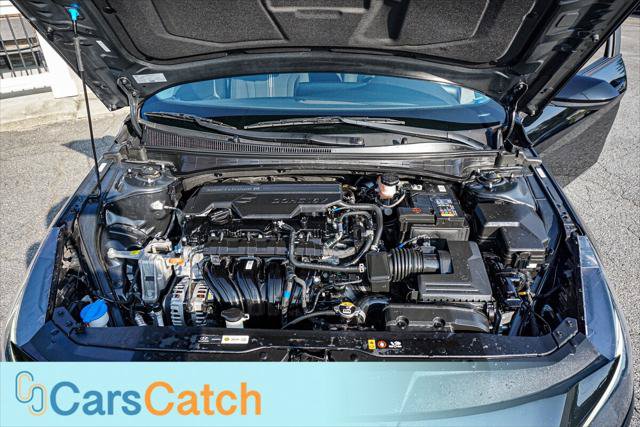 Used 2023 Hyundai Elantra SEL FWD image 39