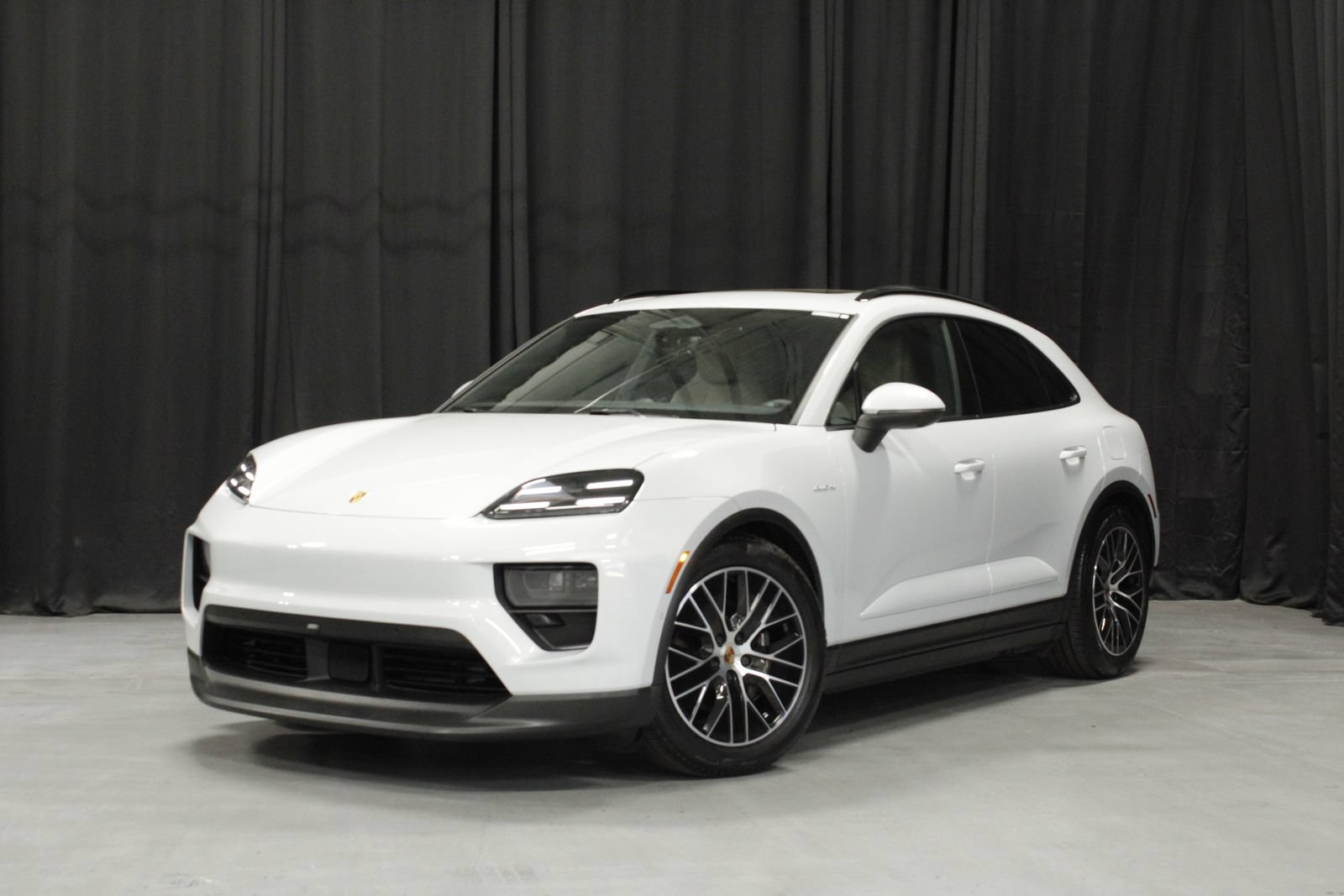 Certified 2025 Porsche Macan Electric