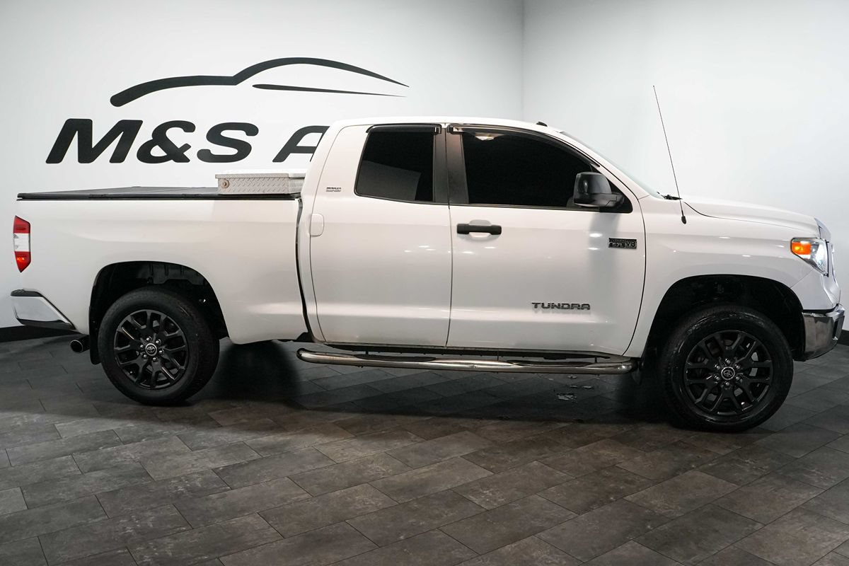 Used 2016 Toyota Tundra SR5 w/ SR5 Upgrade Package RWD image 6