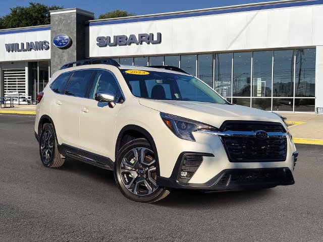 Used 2023 Subaru Ascent Limited w/ Technology Package
