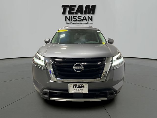 Certified 2025 Nissan Pathfinder SL AWD/4WD image 2