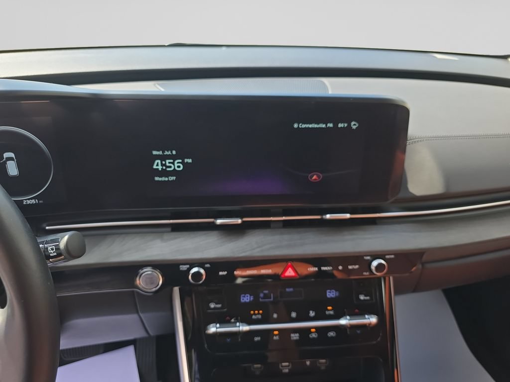 Used 2024 Kia Carnival SX FWD image 27