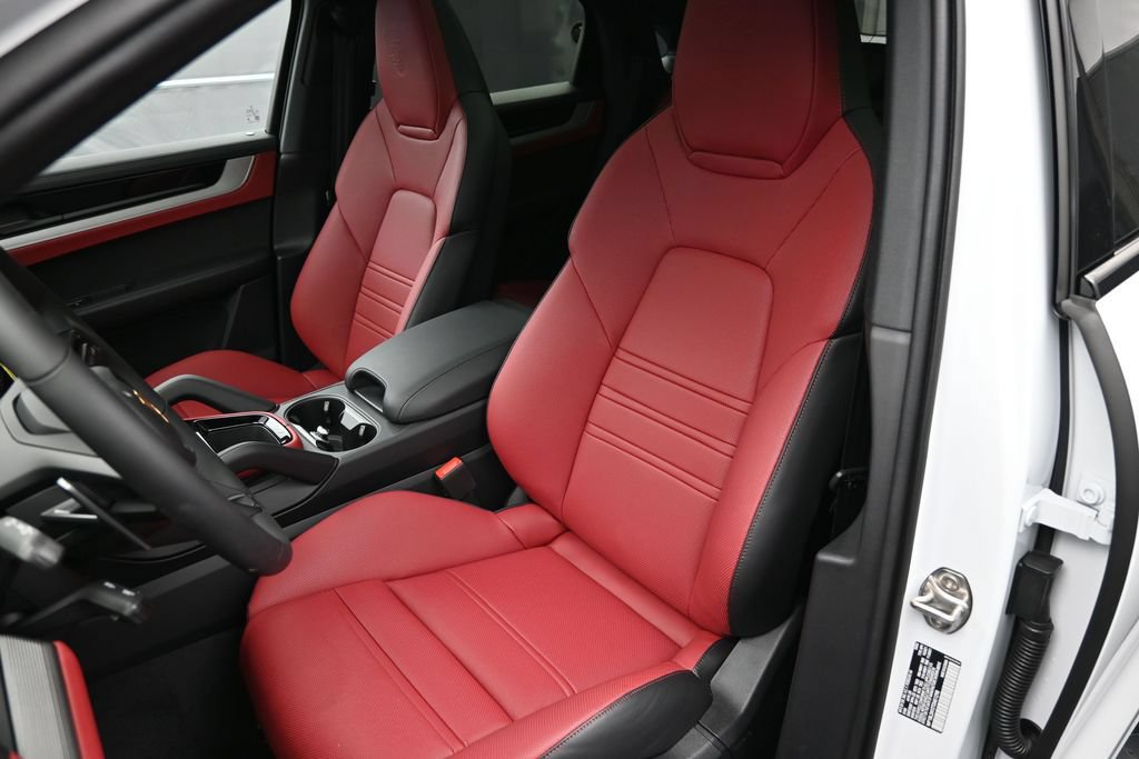 New 2026 Porsche Cayenne S AWD/4WD image 5