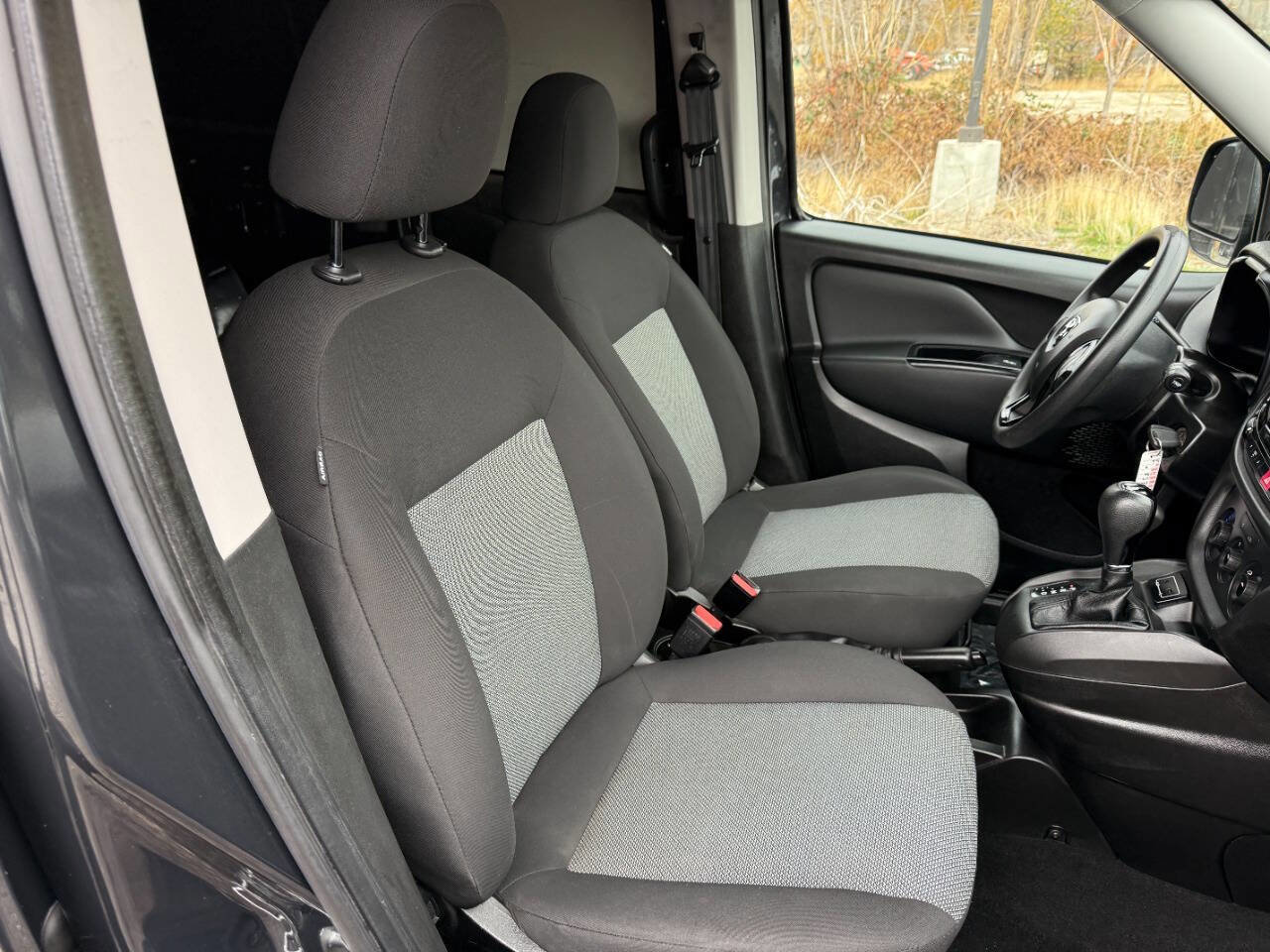 Used 2018 RAM ProMaster City Tradesman image 17