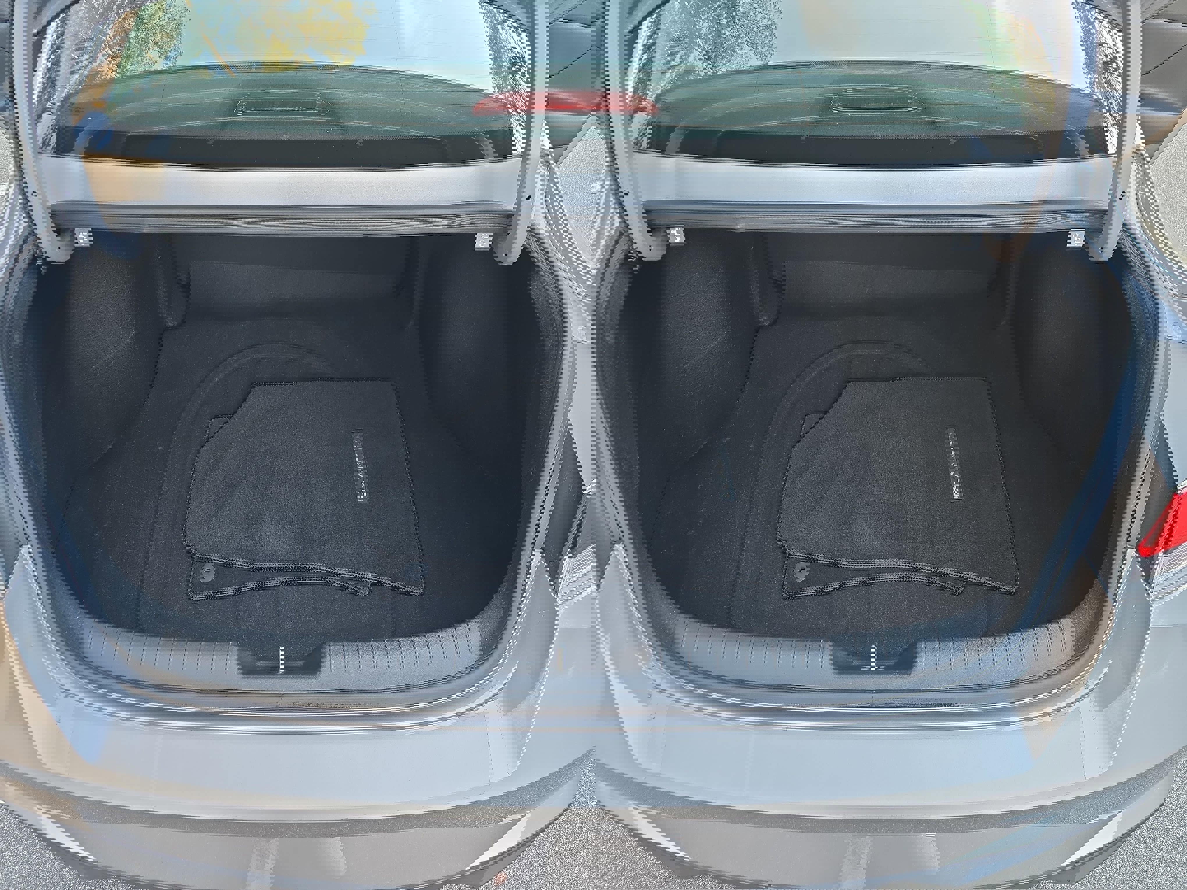 Used 2023 Hyundai Elantra SE image 12