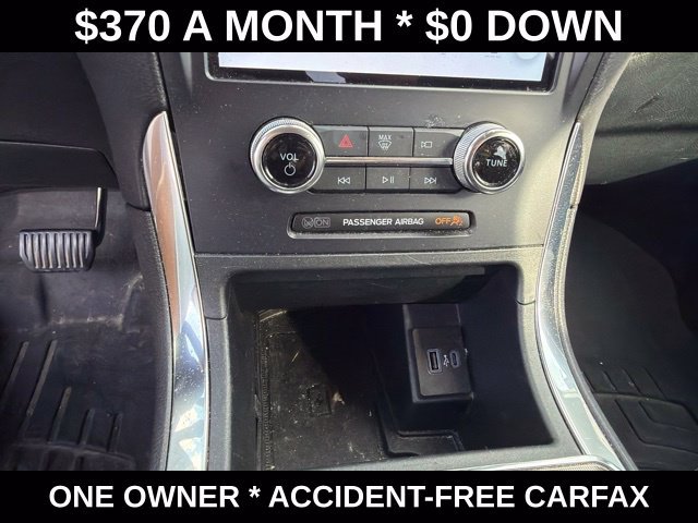 Used 2024 Ford Edge Titanium AWD/4WD image 22