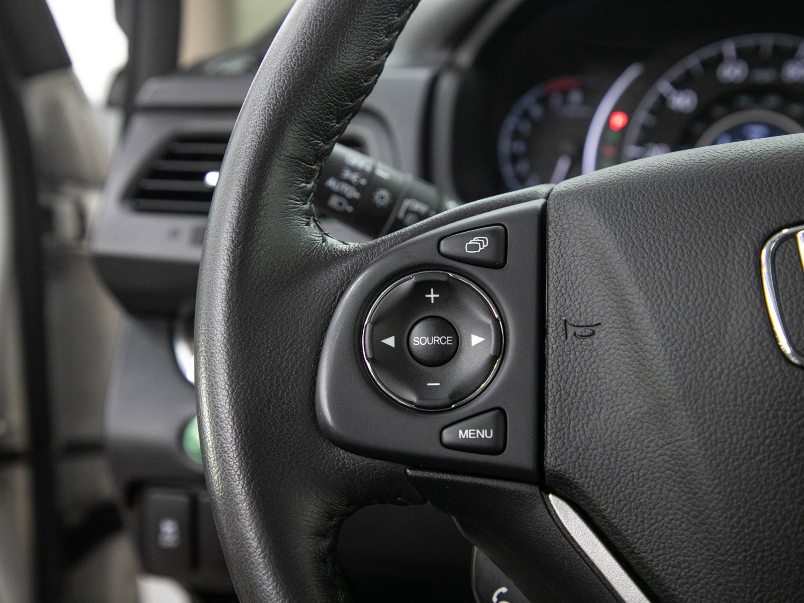 Used 2016 Honda CR-V EX-L image 24