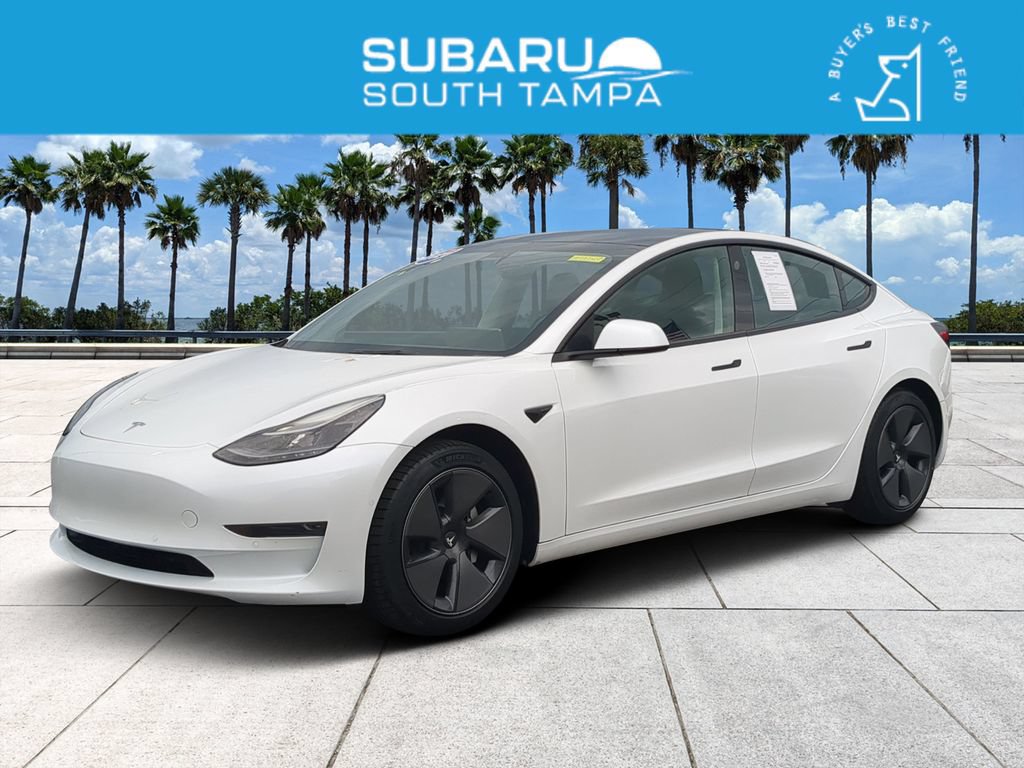 Used 2021 Tesla Model 3 Standard Range Plus RWD image 1