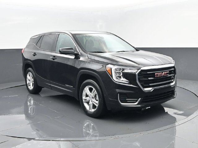 Used 2023 GMC Terrain SLE AWD/4WD image 3