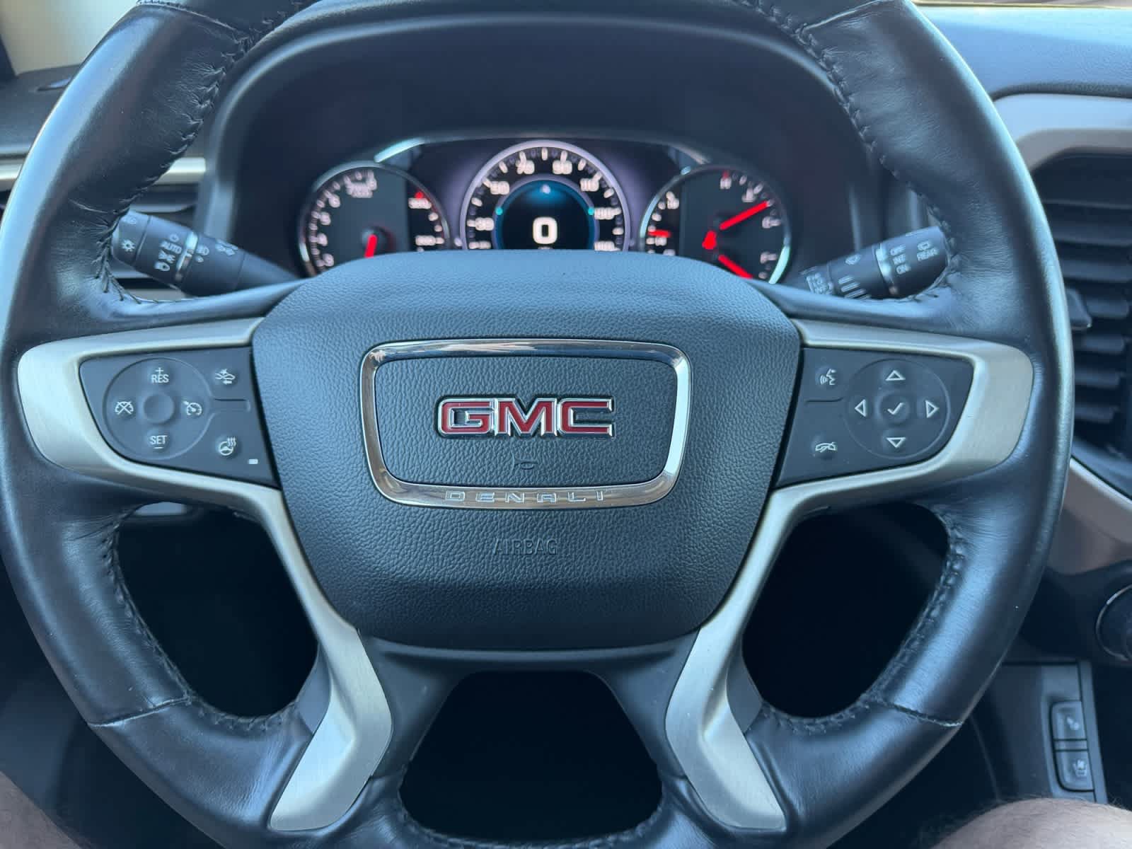Used 2018 GMC Acadia Denali w/ Technology Package AWD/4WD image 13