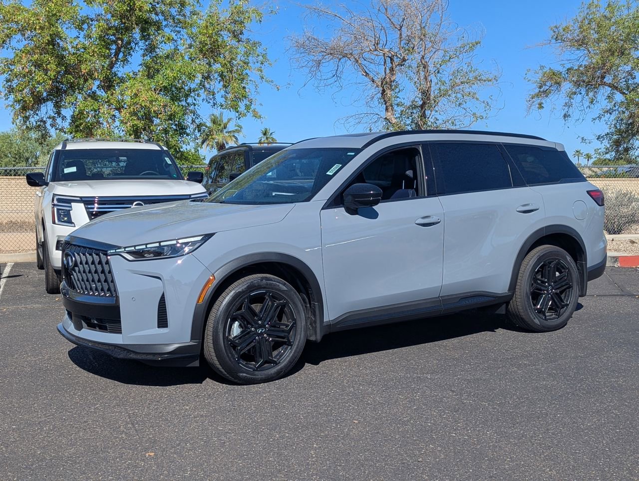 Certified 2026 INFINITI QX60 Sport AWD/4WD image 2