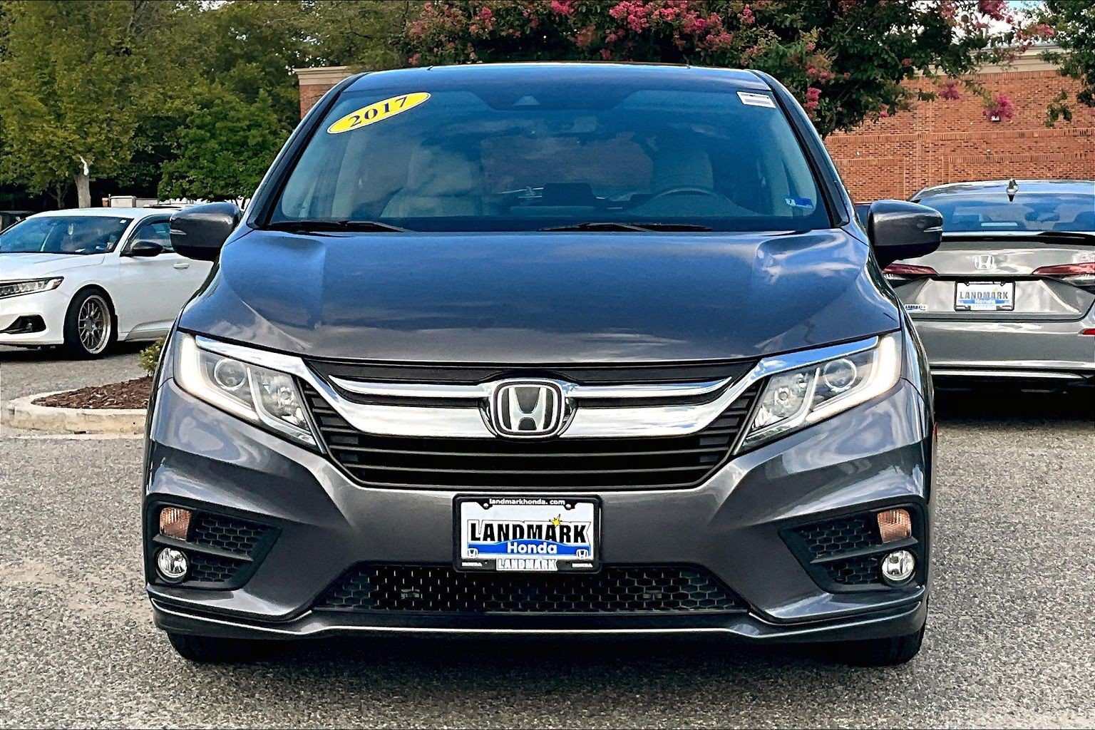 Used 2018 Honda Odyssey EX-L image 3
