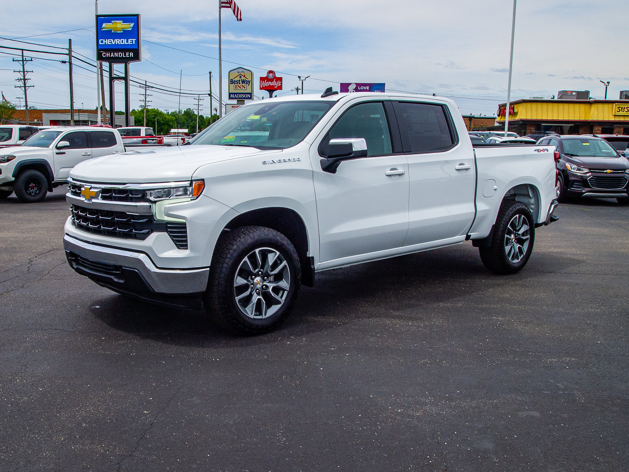 New 2026 Chevrolet Silverado 1500 LT AWD/4WD image 3