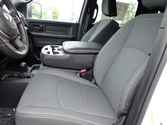 New 2024 RAM 3500 Tradesman w/ Towing Technology Group image 12