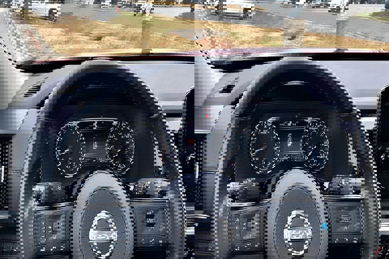 Used 2023 Nissan Pathfinder SL image 24