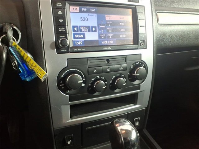 Used 2010 Chrysler 300 Touring image 13