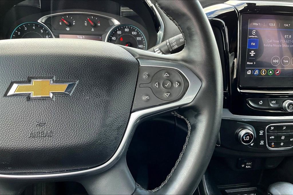 Used 2023 Chevrolet Traverse LT w/ LT Premium Package AWD/4WD image 11