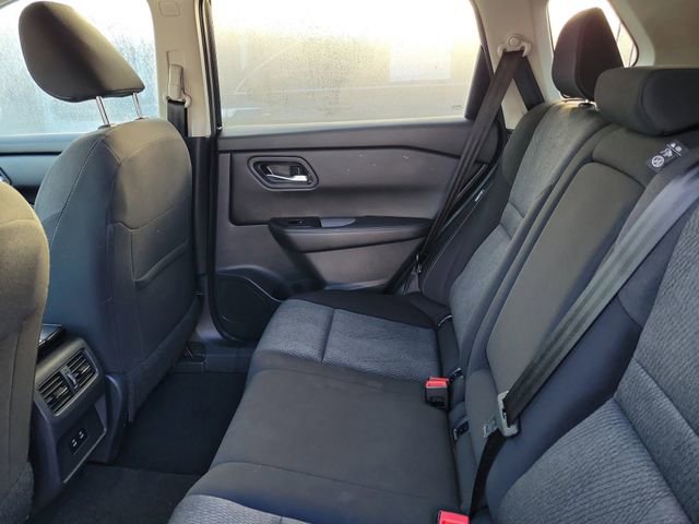 Used 2024 Nissan Rogue SV FWD image 31