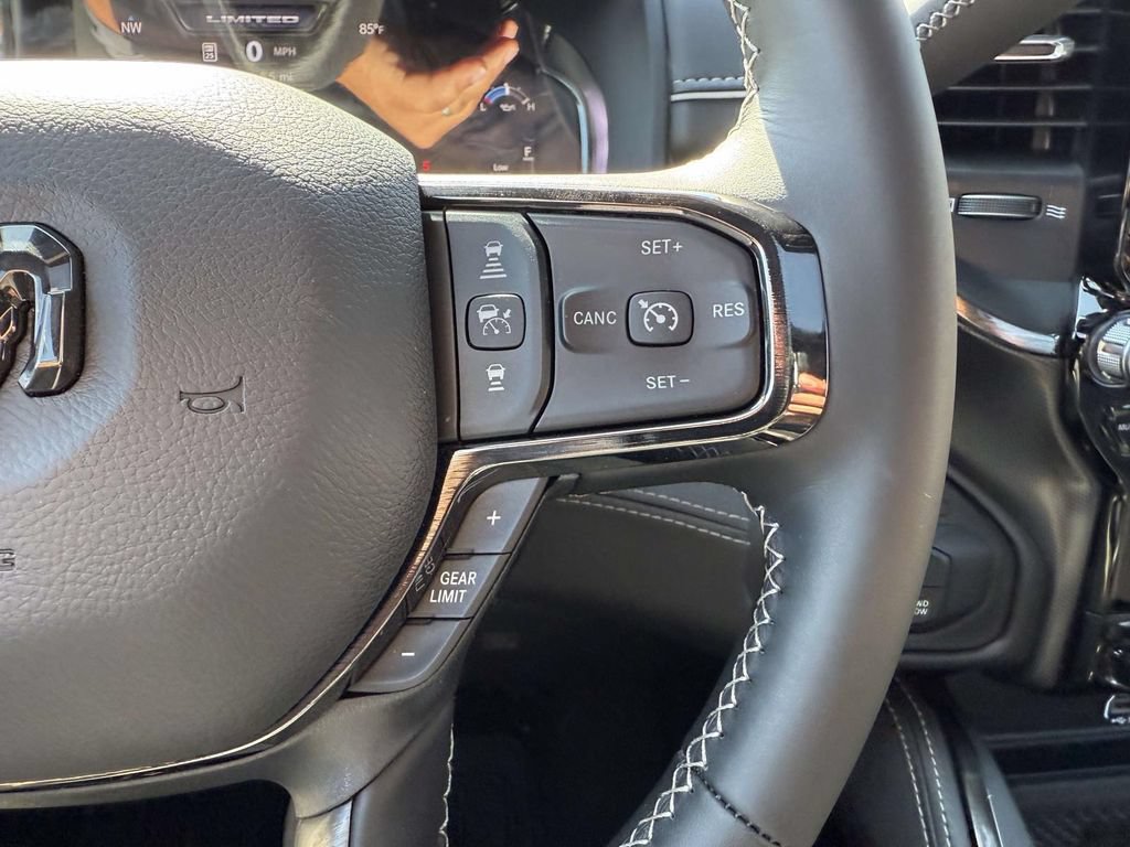 New 2026 RAM 2500 Limited AWD/4WD image 22