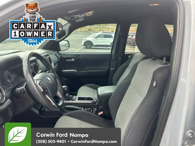 Used 2020 Toyota Tacoma TRD Off-Road AWD/4WD image 8