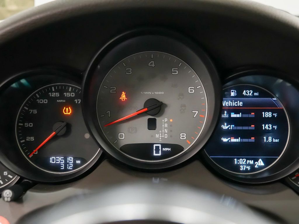 Used 2016 Porsche Cayenne S image 25