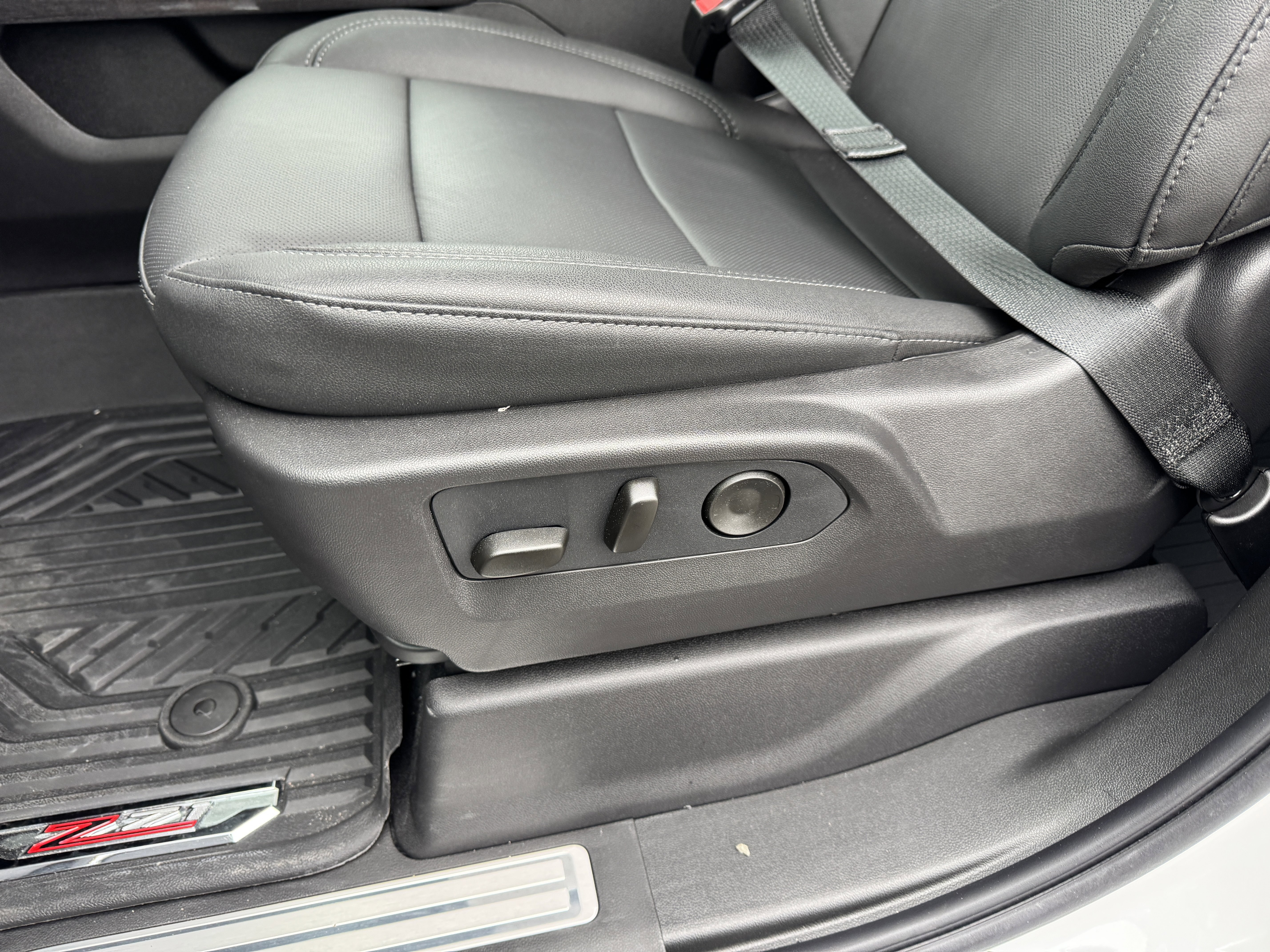 New 2026 Chevrolet Silverado 2500 LTZ w/ LTZ Plus Package image 14