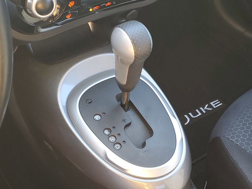 Used 2015 Nissan Juke SV w/ Technology Package image 24