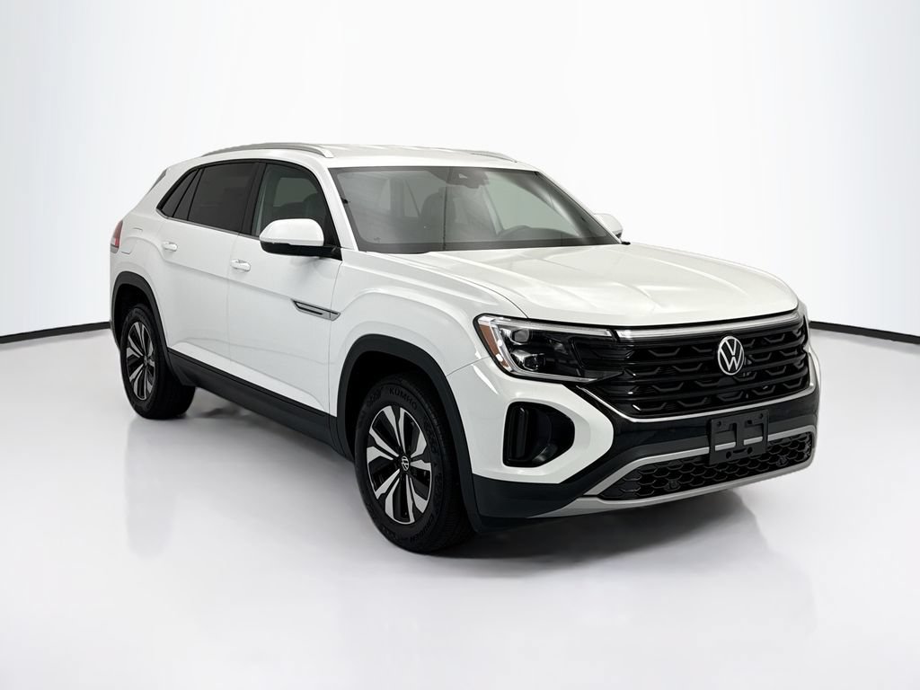 Used 2024 Volkswagen Atlas Cross Sport SE FWD image 3