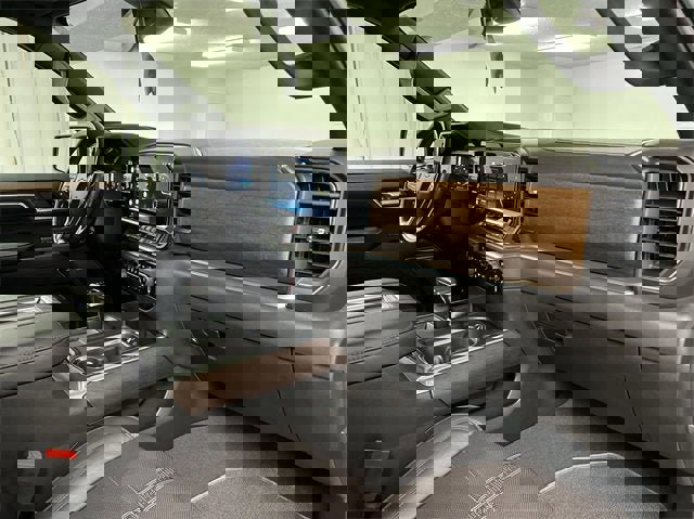 Used 2022 Chevrolet Silverado 1500 High Country w/ Max Trailering Package image 29