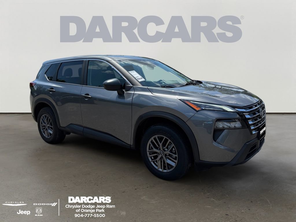 Used 2024 Nissan Rogue S FWD image 1