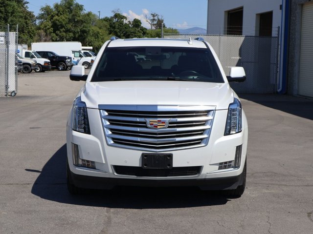 Used 2017 Cadillac Escalade Platinum AWD/4WD image 2