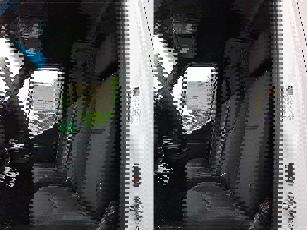 New 2025 Mercedes-Benz Sprinter 2500 image 10