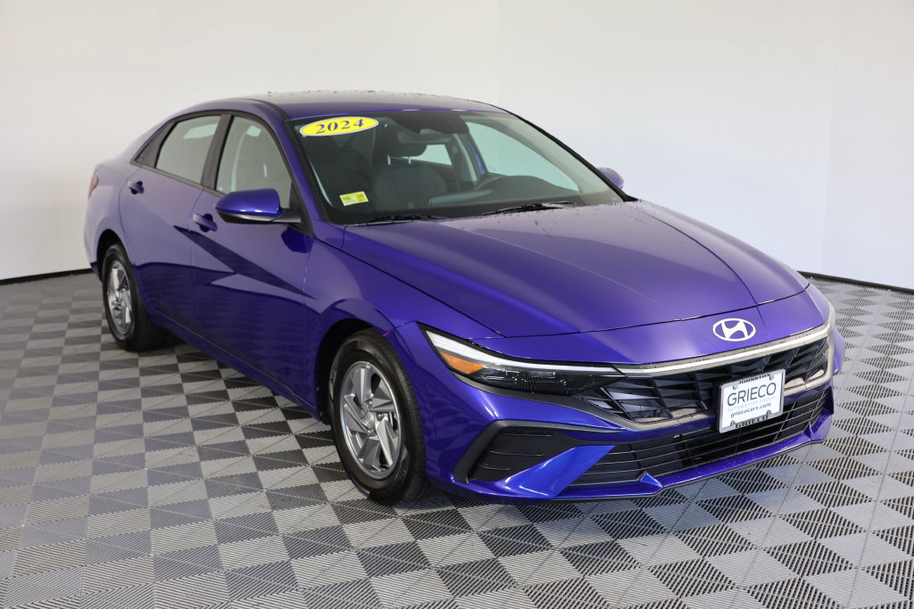 Used 2024 Hyundai Elantra SE