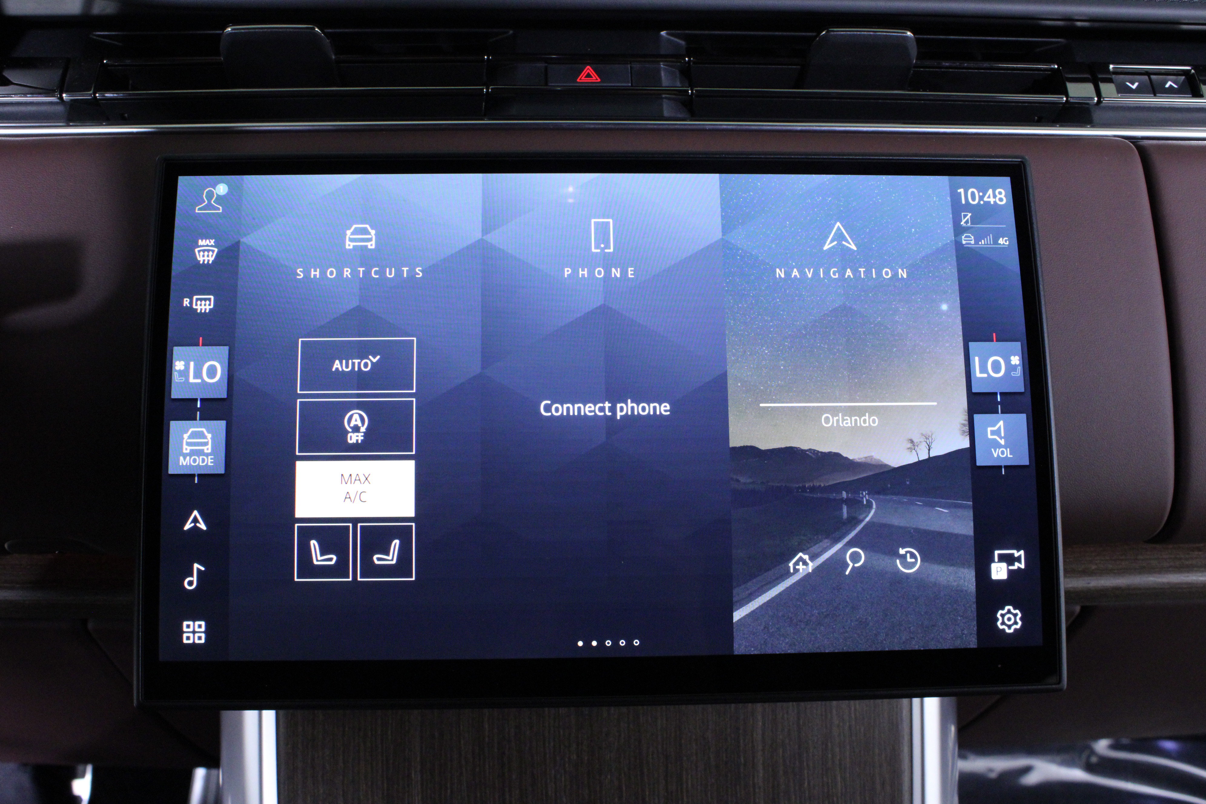 Used 2024 Land Rover Range Rover SE image 28