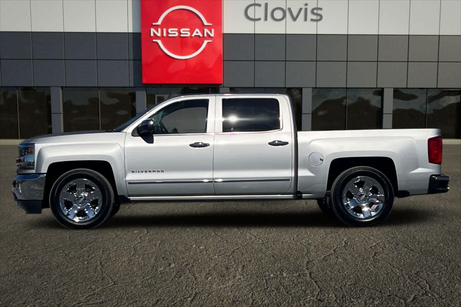 Used 2018 Chevrolet Silverado 1500 LTZ w/ Sport Package AWD/4WD image 6