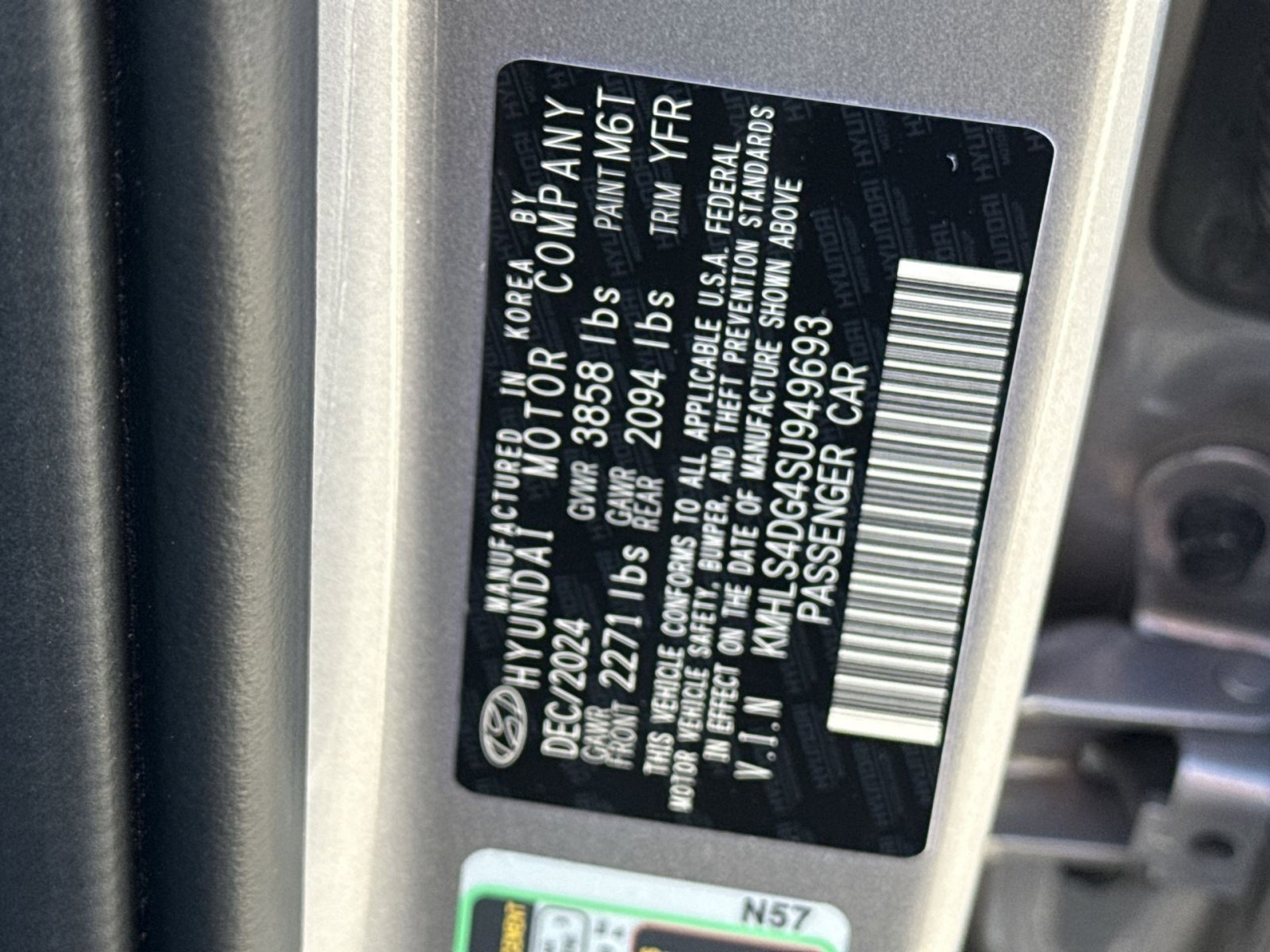 Used 2025 Hyundai Elantra SEL FWD image 29