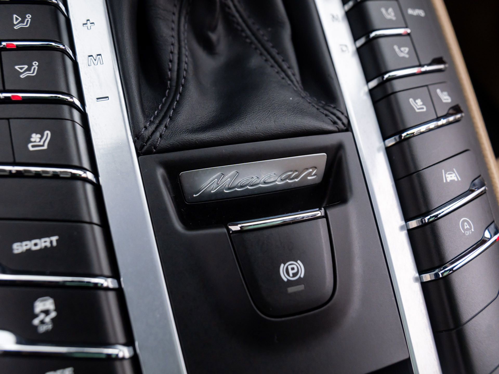 Certified 2021 Porsche Macan S image 27