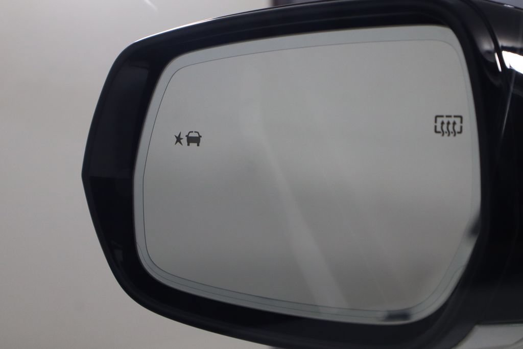 Used 2024 Cadillac Lyriq Luxury RWD image 42