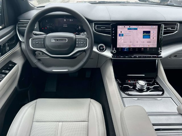 New 2026 Jeep Grand Wagoneer L Limited AWD/4WD image 14