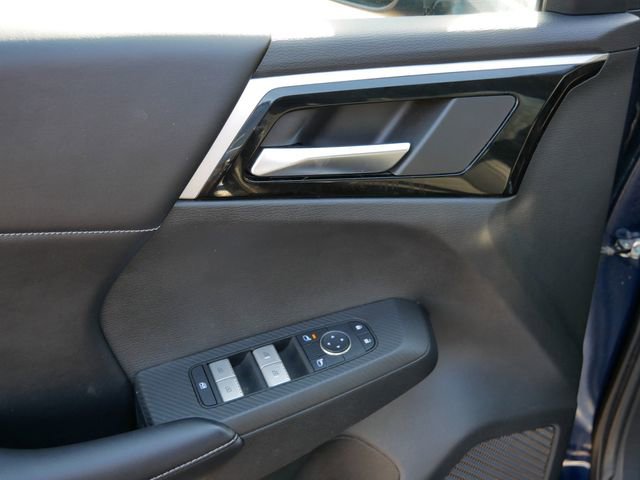 Used 2022 Mitsubishi Outlander SE image 15